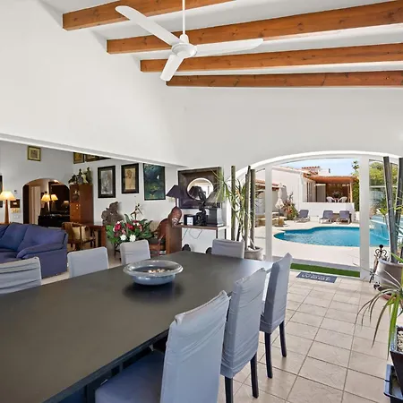 Biniakachum Vila Binibeca