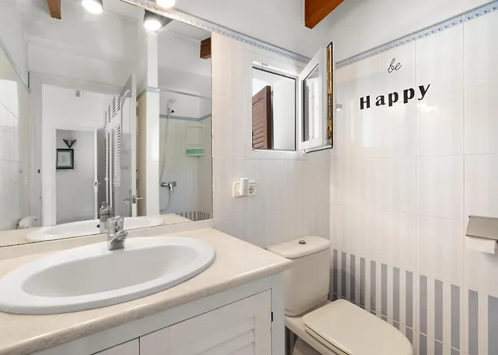 וילה Biniakachum *